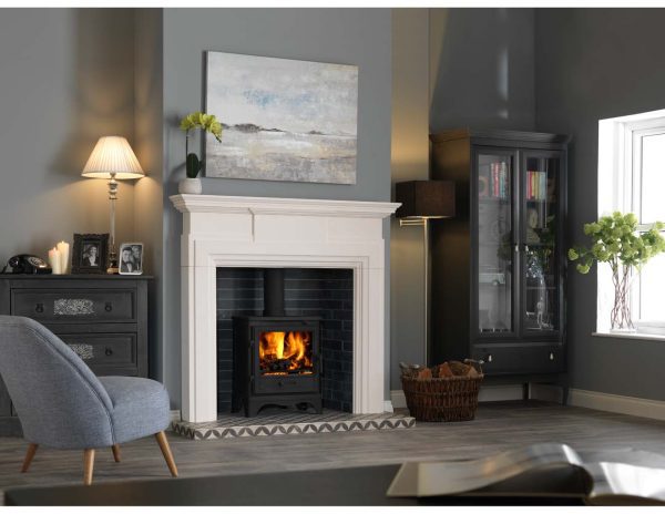 Bassington 5kW Stove Black, Freestanding Stove in Fireplace Surround